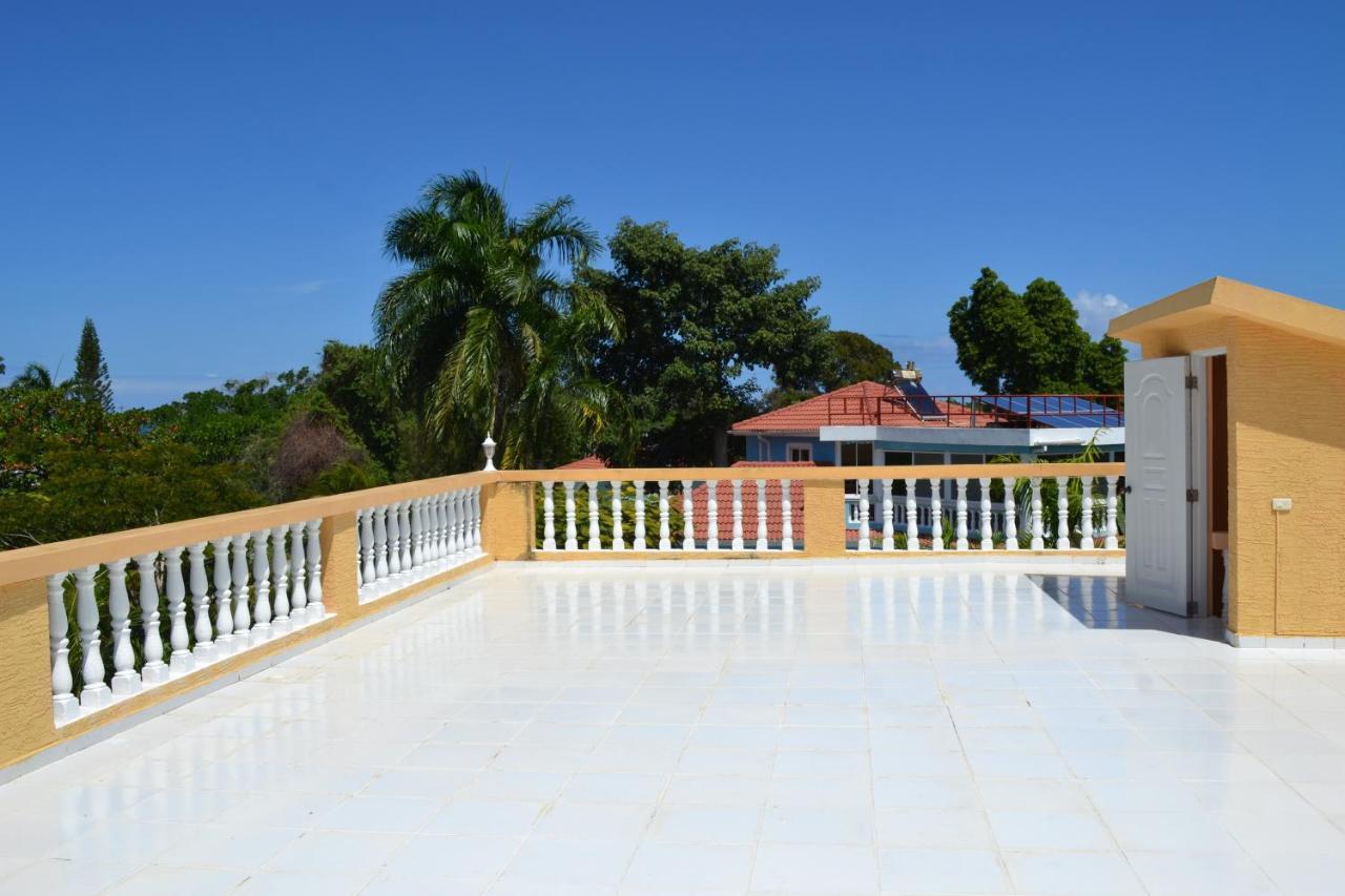 4 Bedroom Villa, Security, Private Pool, Ocean View Сосуа Экстерьер фото